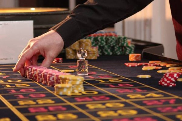 How To Play Monaco, The Luxurious Casino Game